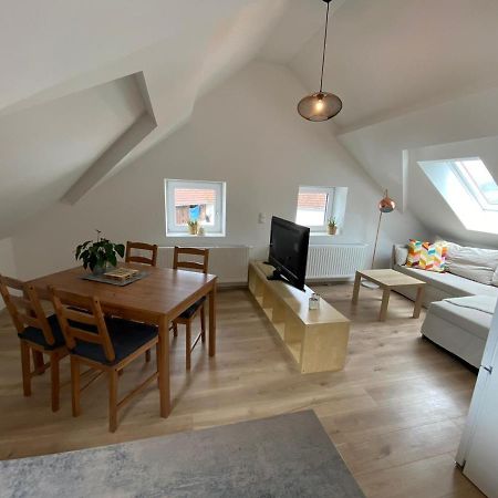 Helle 2 Zi. Wohnung Naehe Flughafen Muenchen Haimhausen  Exterior foto