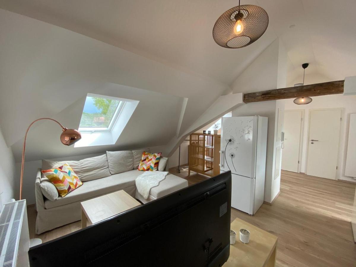 Helle 2 Zi. Wohnung Naehe Flughafen Muenchen Haimhausen  Exterior foto