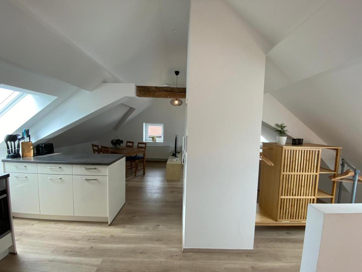 Helle 2 Zi. Wohnung Naehe Flughafen Muenchen Haimhausen  Exterior foto