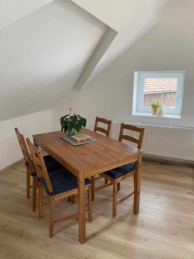 Helle 2 Zi. Wohnung Naehe Flughafen Muenchen Haimhausen  Exterior foto