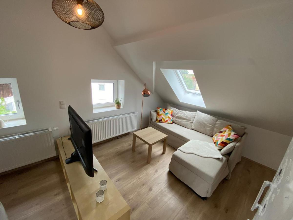 Helle 2 Zi. Wohnung Naehe Flughafen Muenchen Haimhausen  Exterior foto